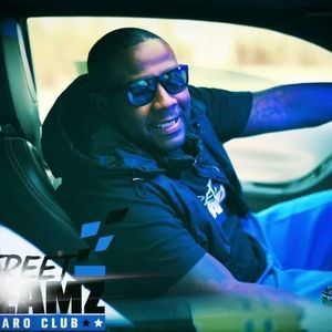 Meet your Posher, Carlos